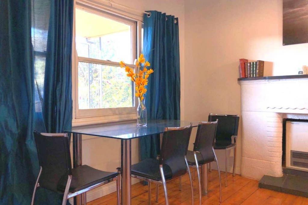 Modern Charming Miners' Cottage +Free Internet Broken Hill Luaran gambar