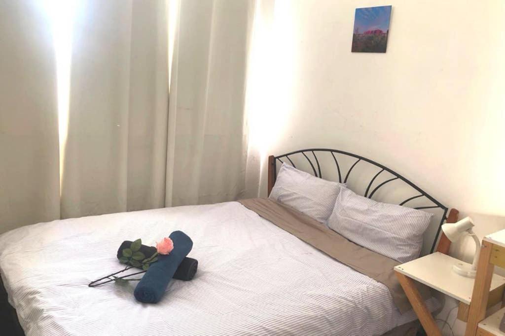 Modern Charming Miners' Cottage +Free Internet Broken Hill Luaran gambar